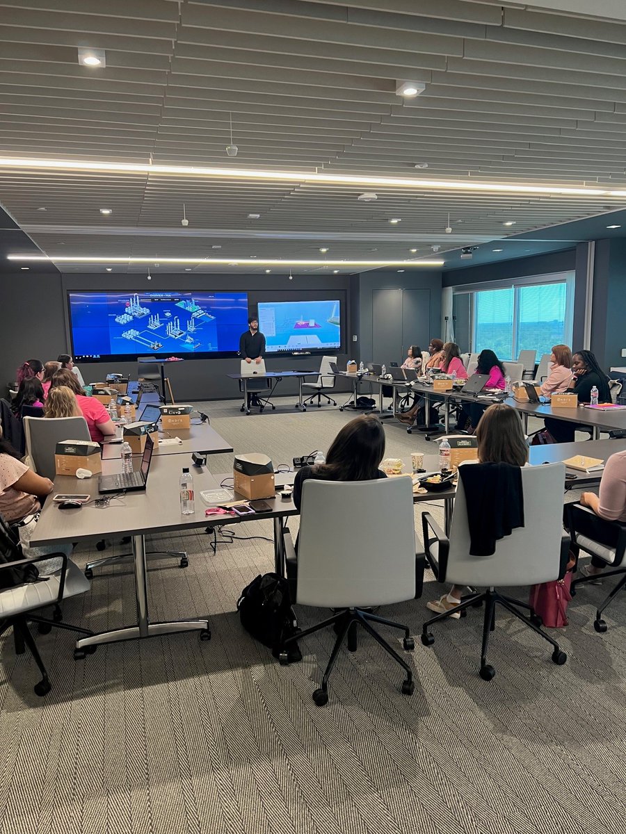 AVEVAGroup's tweet photo. #ThrowbackThursday! We are reminiscing on some of our best events of the year! In October, a group of female AVEVA employees attended #SWE22, a Unified Operations Center (UOC) presentation & participated in an Action for Good, Breast Cancer Awareness Walk. https://t.co/sWFhtkCV2B https://t.co/d5T5WuLKi1