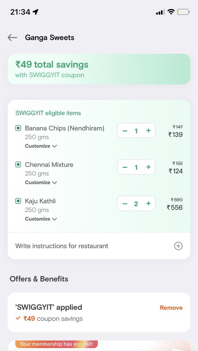 manib0907's tweet photo. @Swiggy - Care to answer why there is so much difference? https://t.co/X2dlSObqim