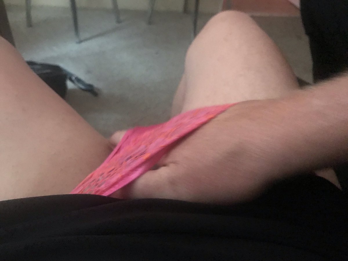 Love a nice fingering especially when it’s not your man.