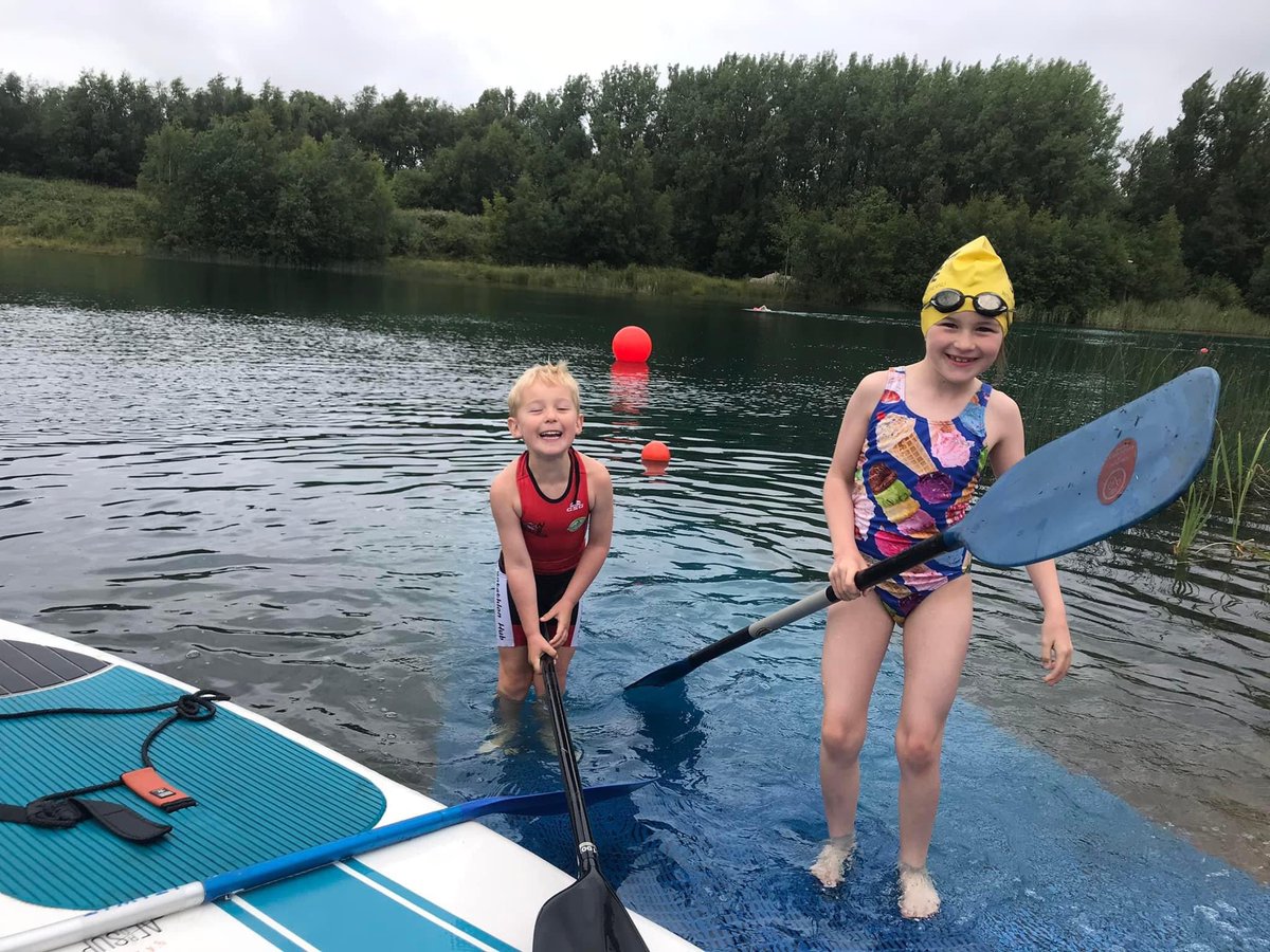 NWBiathleHub's tweet photo. Day 26 award (a little late) goes to the persons who are always a little late 😜 however when they do get to training all 5 of them work very hard 👏🏽 & we love having the Barnsley Ryans around ♥️ #familytraining https://t.co/3DyHb3gCOE