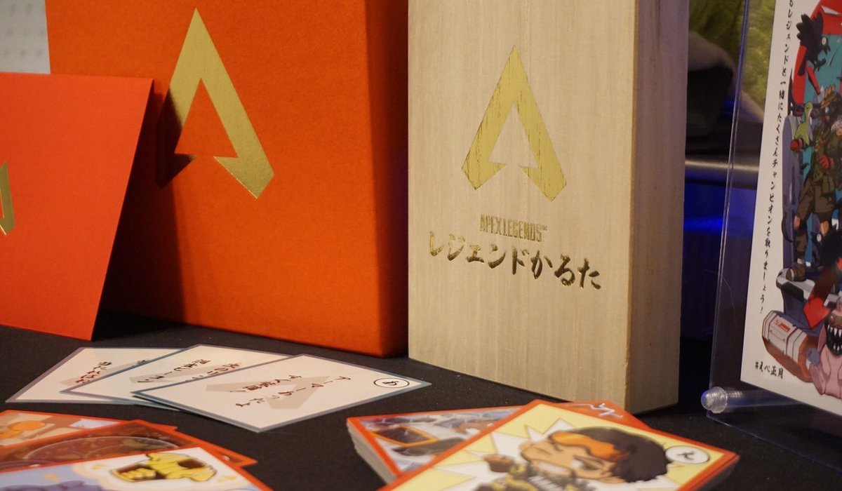 azlarge_'s tweet photo. MIS PRODUCTION(@MISJP_ )にて、Apexlegendsレジェンドかるたの一部イラスト制作をお手伝いさせていただきました😆

そして、出来上がったかるたを頂いたので正月はこれで遊びたいと思います👍㊗️
ありがとうございます🙇🏻

#ApexLegends 
#エーペックスレジェンズ
#えぺ正月 https://t.co/ej97DvB95o