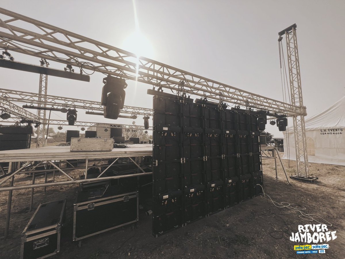 StreetJamboree's tweet photo. @RiverJamboree is almost ready for the big day . Don’t miss out on the 2PM JAMA powered by @XupaPure. 
Direction to VOLO - https://t.co/PWdD2azeYH

Rate: 20 cedis for each day 
Tent: 130 Ghana cedis 
Local room: 150 cedis 
+ Mattress &amp; Pillow 

#RiverJamboree @ChampsHubGh https://t.co/iOcFLbnLFs