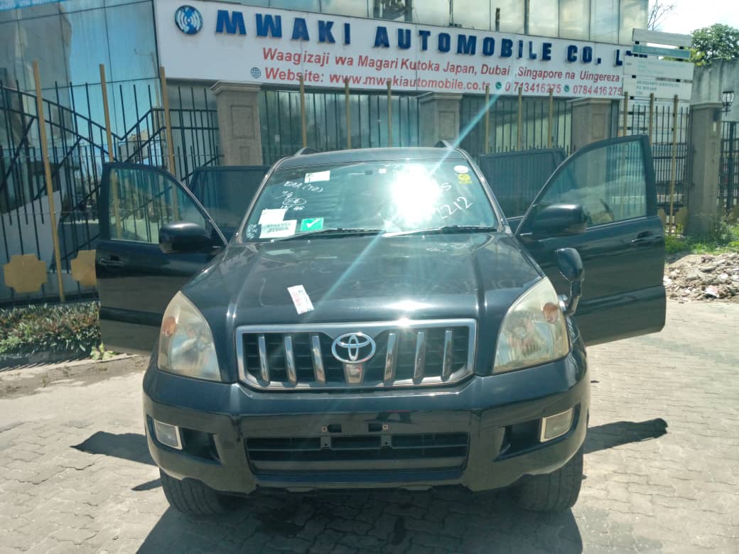 MwakiCo's tweet photo. PRADO TX INAKWENDA BABATI KWA DADA DEVOTHA!
********
Karibu na wewe Kuagiza Gari ya Ndoto yako
Piga 0784 416275, Sema helo MWAKI ! https://t.co/drA89yUO9H