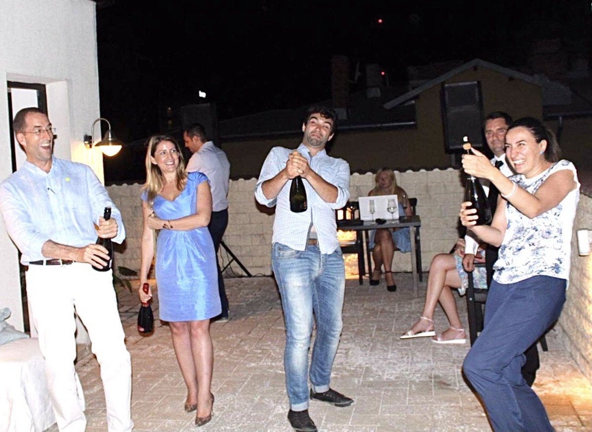 ElectricDream tweet media