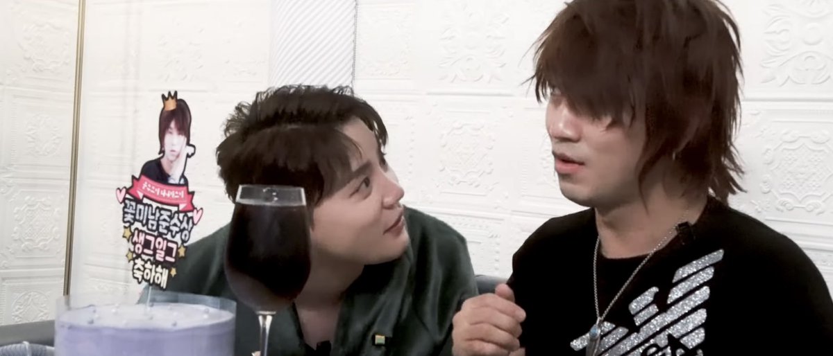 ㅋㅋㅋㅋㅋㅋㅋㅋㅋㅋㅋ눈물 확인하는 준쨩ㅋㅋㅋㅋㅋㅋㅋㅋㅋㅋㅋㅋㅋㅋㅋㅋㅋㅋㅋㅋㅋㅋㅋㅋ귀여웤ㅋㅋㅋㅋㅋㅋㅋ