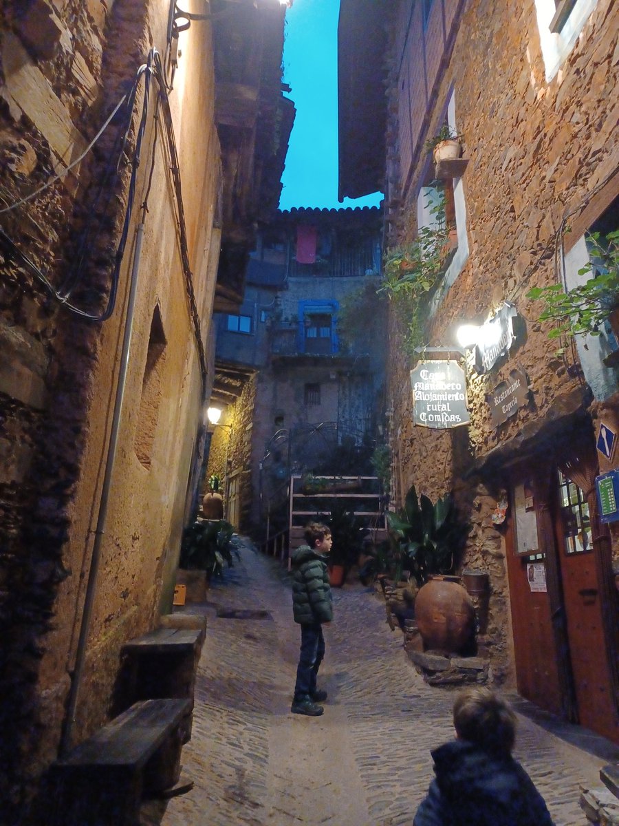 JGomezraja's tweet image. #RobledilloDeGata #Extremadura #mágica
Ni se os ocurra venir!!!😅