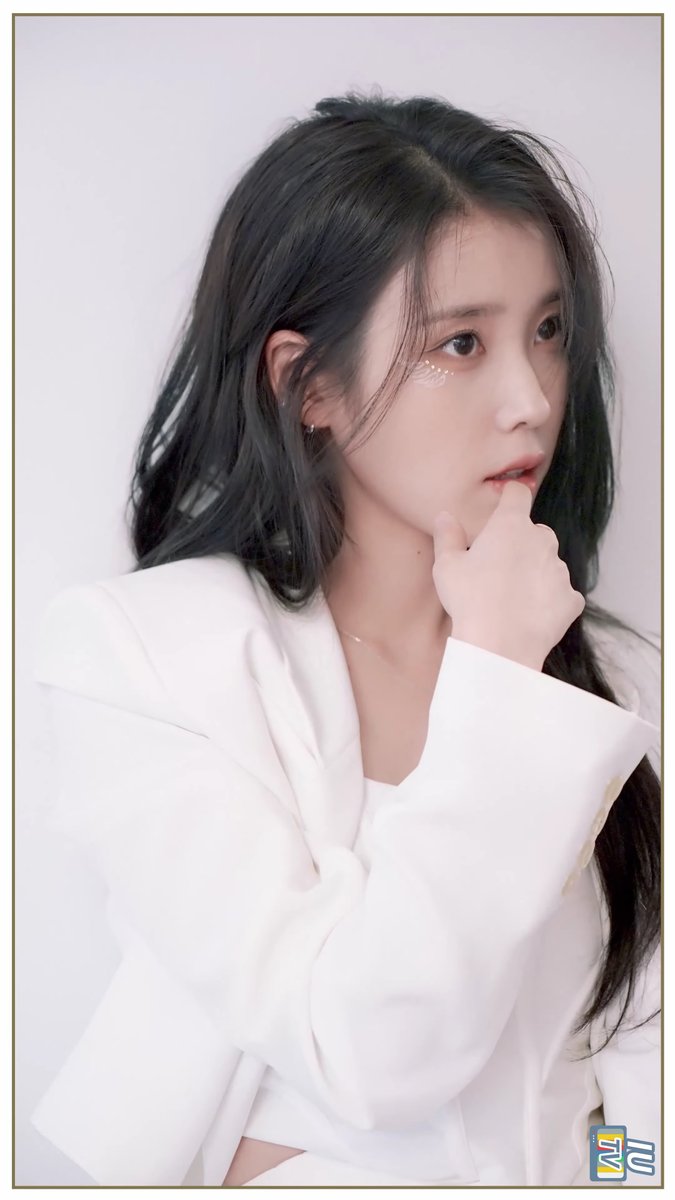 IUmushimushi's tweet photo. #IU #아이유 GODDESS OF DREAM !
So beautiful! https://t.co/6HIvFV9OZV