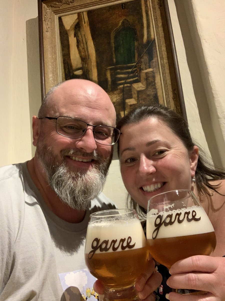 BeerOClockShow's tweet photo. #12DaysOfPositivity
Day 10: @EmmaWTwinny & I went to Bruges for my birthday. It was perfect as always https://t.co/GJknGT3fsU