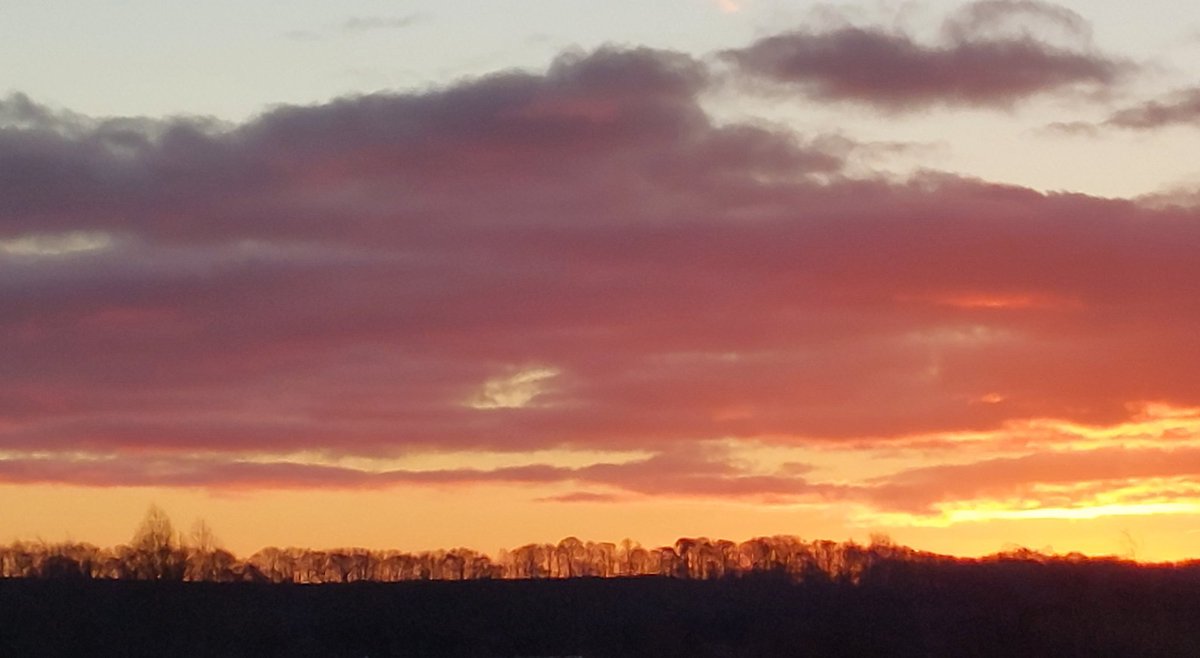 Just1Snap's tweet image. Good morning from Nottingham. Going to be a nice day

#sunrise #viewfrom #nottingham