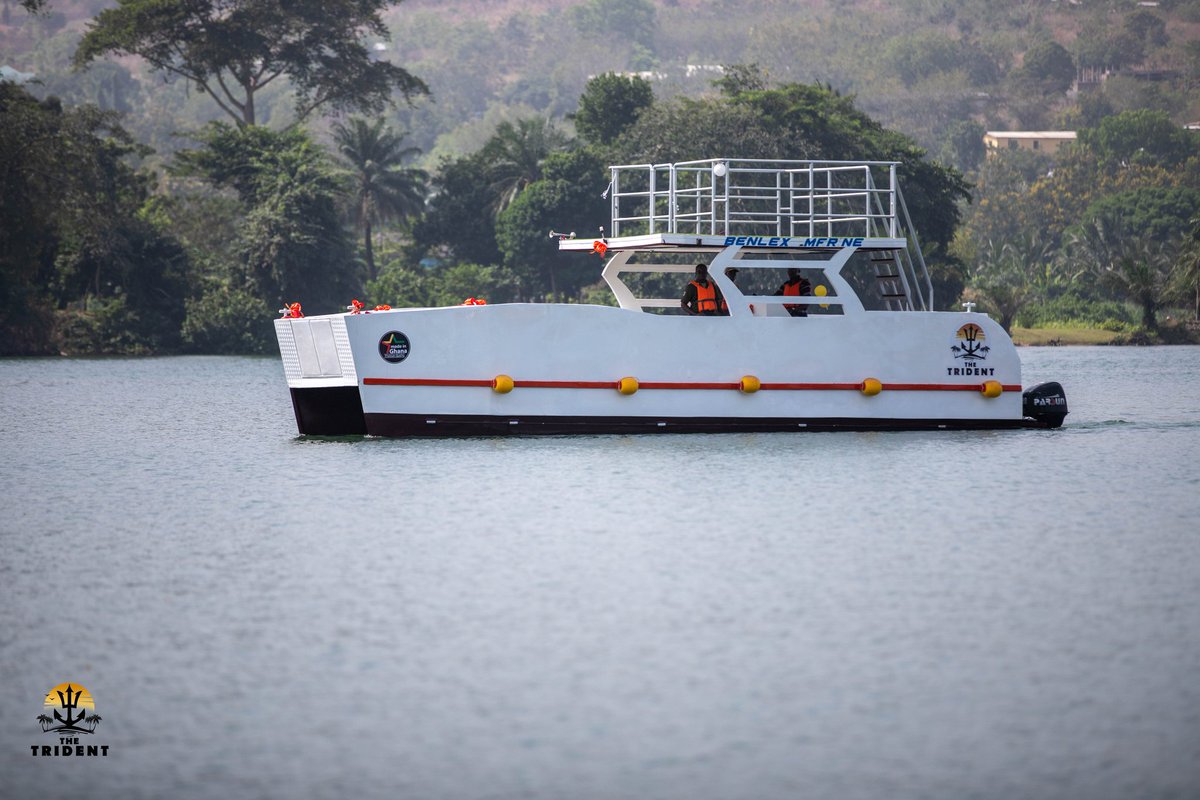 BraveHeartsExp's tweet photo. Today we welcome the biggest cruise boat to @theTridentGH Island on River Volta. Our boat was made right here in Ghana and will offer day and night riverine cruises shortly. #WeAreAdventure https://t.co/qg5rMkAqv5