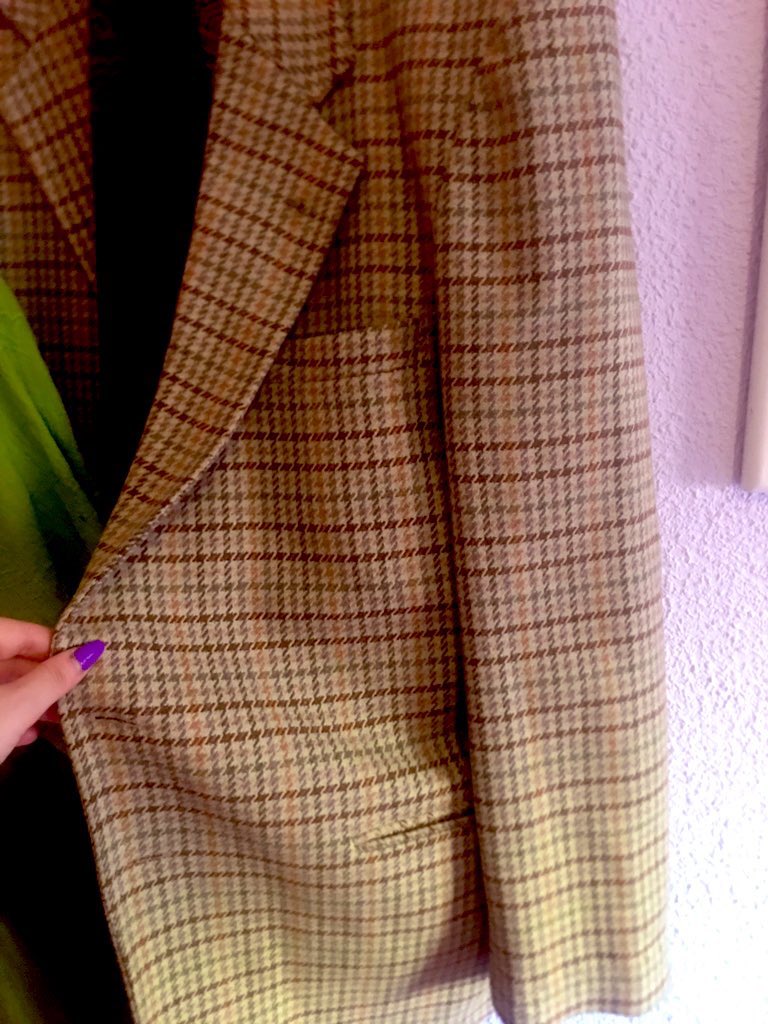 SeleneLuna3006's tweet photo. Ya lo tengo todo!!! Para el cosplay!!! Soon!!!ππ #classicdoctorwho #doctorwhoclassic #tardis #doctorwhoreplica #whovian #whovians #doctorwhofandom #doctorwhofans #doctorwho https://t.co/z0WEOcZMXL