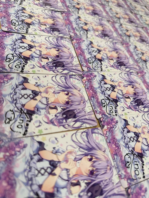 グッズセットの中に忍ばせるサインアイテムの一部✨
これはマグネットなのですが私の冷蔵庫にも貼っています😆 