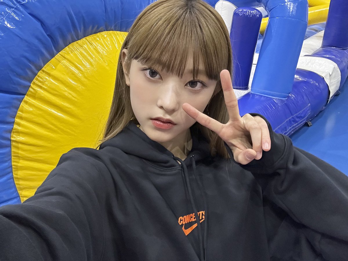 데아 tweet media