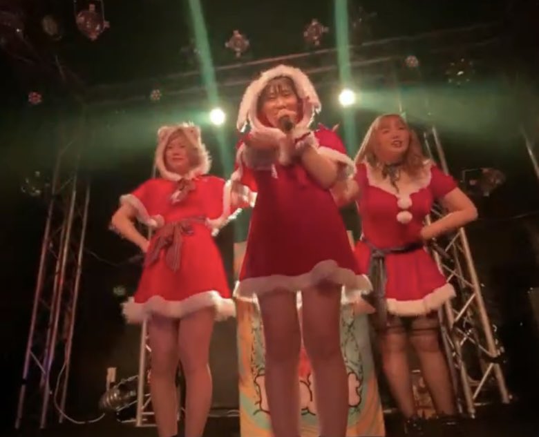manawwo's tweet photo. 2022.12.26 Xmas Live in Nagoya
再配信ありがとうございました
🎄🦌🛷🎅🏻´-⛄️🌟🍆🍆🍆
#EGR 【Setlist】
1 お断りします!
2 行かないで
MC
3 Garden
4 オーソレミーオ
#えぐる #DJ_Can
#安心してください見せパンです https://t.co/tMhhmTOrQA