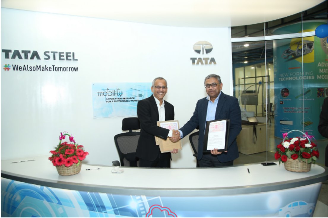 editormetrorail's tweet image. [Hyperloop Technology Update]

Tata Steel and TuTr Hyperloop sign a MoA to develop and deploy Hyperloop technology
Read here: buff.ly/3jDoVvG

#Highspeed #HyperloopTechnology #MoA #sustainabletransport #TataSteel #TuTrHyperloop #MetroRailNews