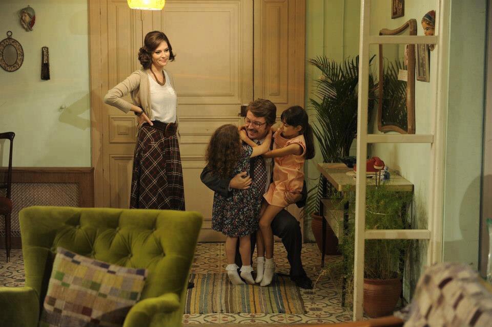 zehra koşup sarıldığında deniz’in burukluğunu görüp onuda yanına çağırıp sarılan ahmet..🥺❤️