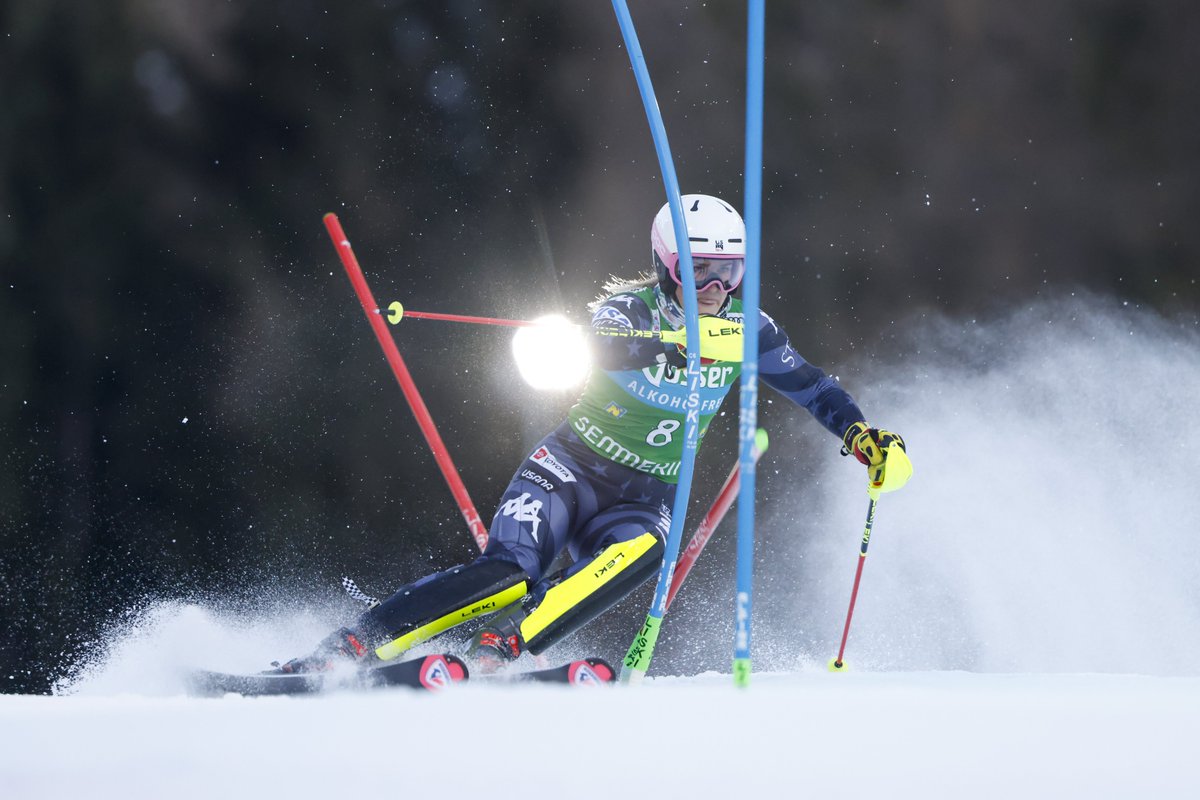 🚨Two in the top three!!🚨 Two in the top three!! 🚨

<a href="/MikaelaShiffrin/">Mikaela Shiffrin ⛷️</a> in 1st and <a href="/PaulaMoltzan/">Paula Moltzan</a> in 3rd after first run in Semmering. TUNE IN at 12:30pm ET to watch these women hunt for the podium on <a href="/peacock/">Peacock</a>!! 🤞🏻🇺🇸

#stifelusalpineteam
