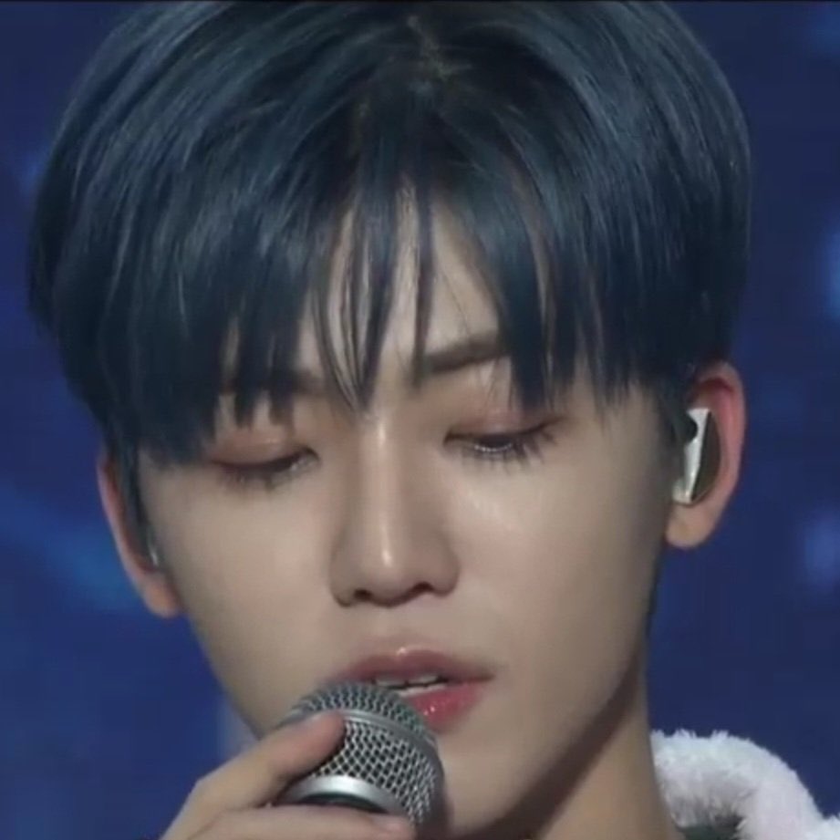 jaemin’s famous long pretty eyelashes