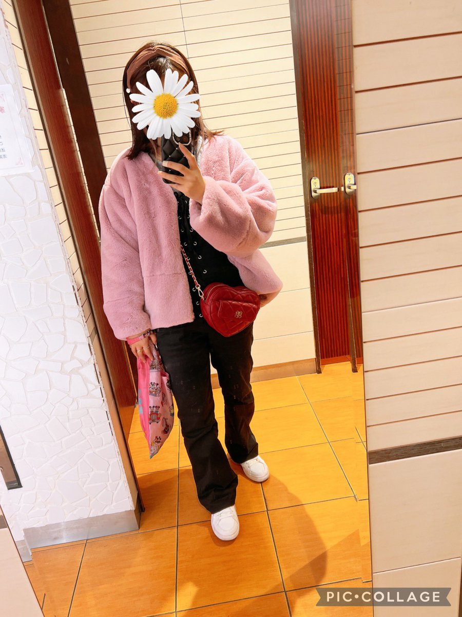 KANA_011107's tweet photo. æšæ¥niceçŽãããŠæ¥ãŸããâºïžð
éå®ã·ã§ãããŒå¯æãð¥°
å
šèº«seemiã³ãŒãâ€ïžyumiããã®ã¿ãŒãã³ã€ããŠã¿ããð¥ºð«¶
#niceclaup
#seemi https://t.co/SpX9ISHvcC