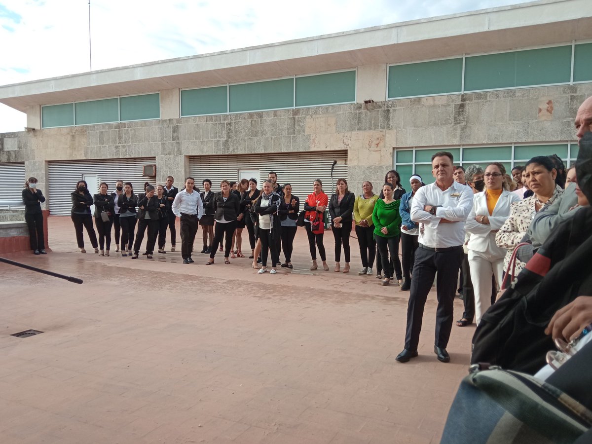 BICSA celebra matutino centralizado que da cierre al año 2️⃣0️⃣2️⃣2️⃣, un año colmado de limitaciones y adversidades pero homenajeando el Aniversario 64 del Triunfo de la Revolución. Éxitos en las nuevas misiones, en su vida personal y familiar en el año 2023.