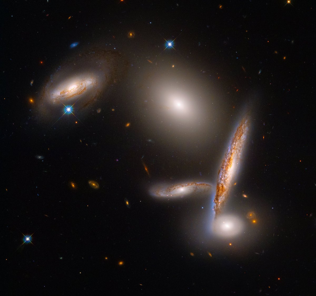 NASAHubble tweet picture