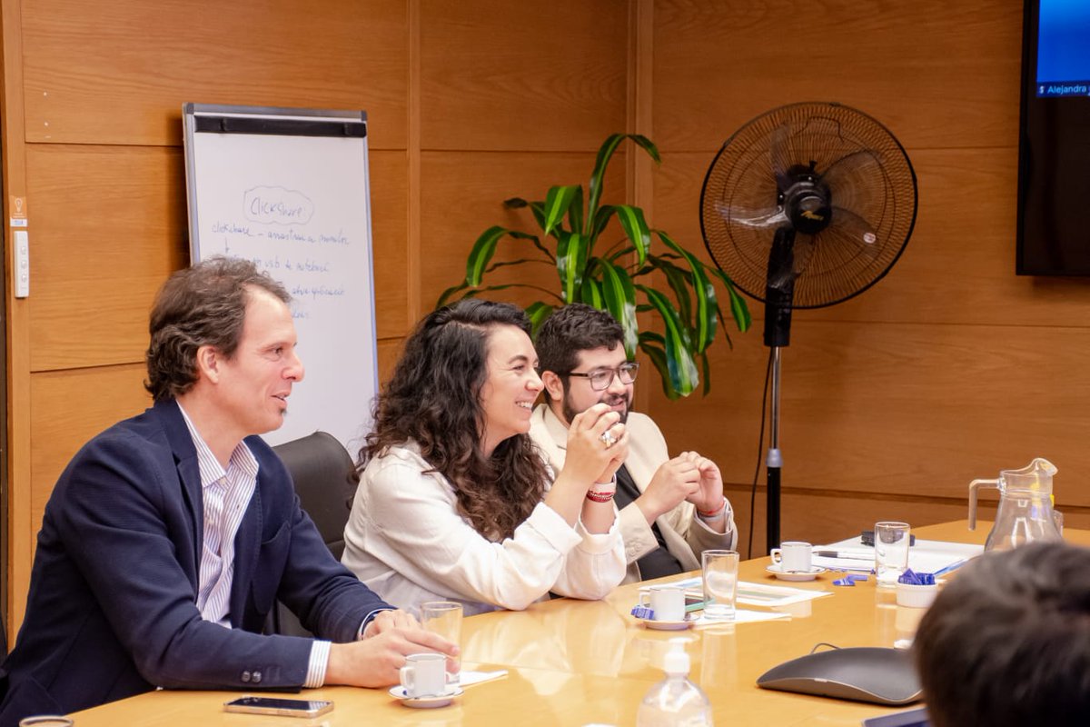 CNCPS_oficial's tweet photo. En la mañana de ayer, la presidenta del CNCPS @MarisolMerquel  mantuvo una reunión con autoridades de @PNUDArgentina  y @CancilleriaARG  para avanzar en la ejecución del Programa de Apoyo a la Institucionalización y Territorialización de la Agenda 2030 en Argentina.

#ODS https://t.co/SlhiCGssYl