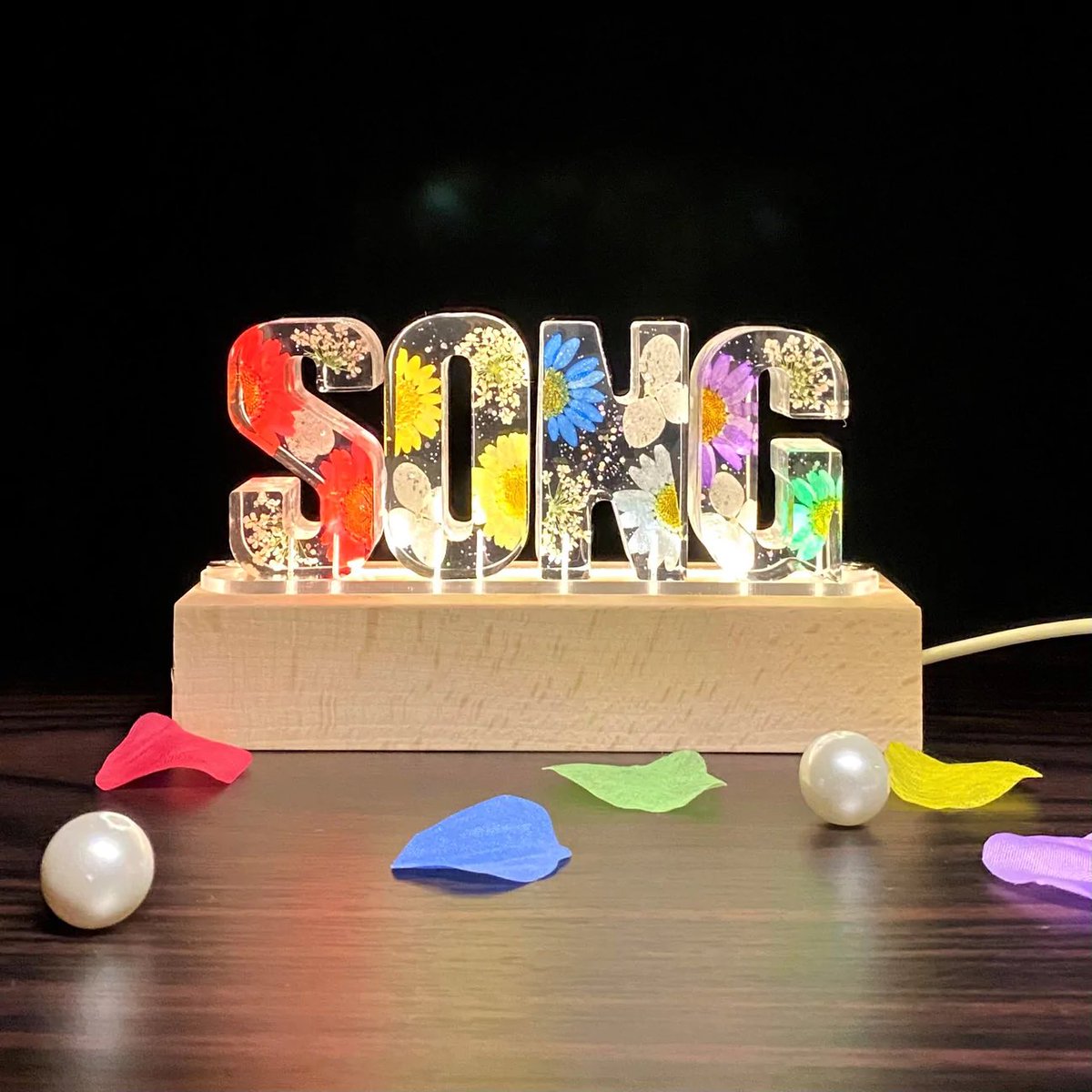 bts_nanak's tweet photo. 🧸𝑯𝑨𝑷𝑷𝒀 𝑽𝑫𝑨𝒀 🎂 

🎄태천절 #RT 이벤트💜

❣️Flower Night Light (USB타입)
❣️RT + 생일해시(필수)
❣️당발:12월 31일

#가장따뜻한12월의봄_태형
#태형이의_뷔티풀데이즈
#12월의기적태형
#HAPPYVDAY
#HappyBirthdayTaehyung
#TAEHYUNGDAY https://t.co/YH6UPte75K