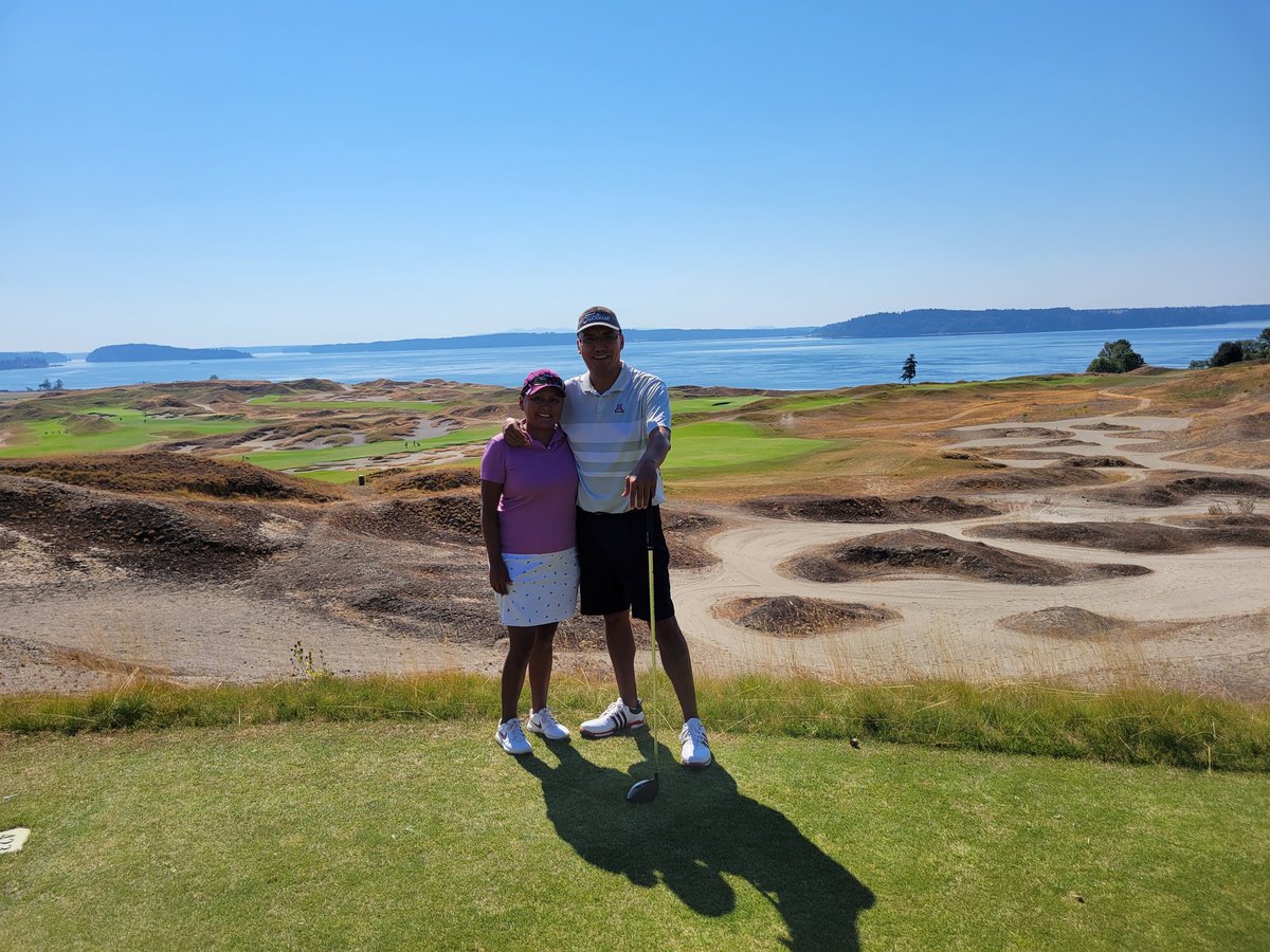 glfndn59's tweet photo. @Titleist @tiffany_sorrell and I had an amazing time walking @ChambersBayGolf! I believe my legs and ego are still recovering!🙃@playchambersbay #TeamTitleist #NWGolf #2017USOpen 🏌‍♂️⛳️🏌‍♀️ https://t.co/dtF83fuVlv
