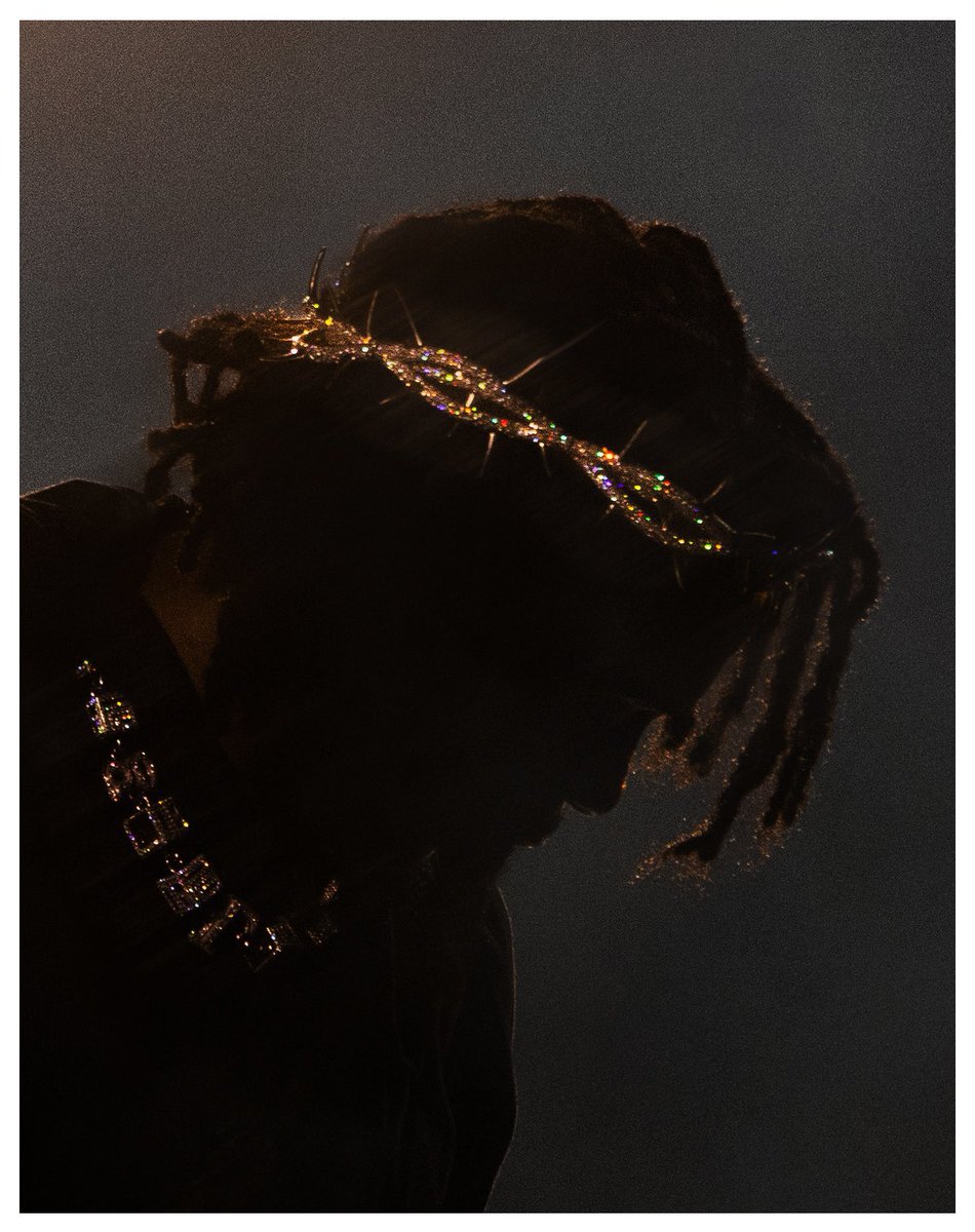 NewestMagazine's tweet photo. Kendrick Lamar by Shaun Llewellyn https://t.co/GpL468TrbX