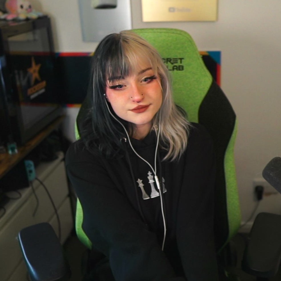 Nihachu's tweet photo. Full hair reveal! https://t.co/eb8bAhh5ji
