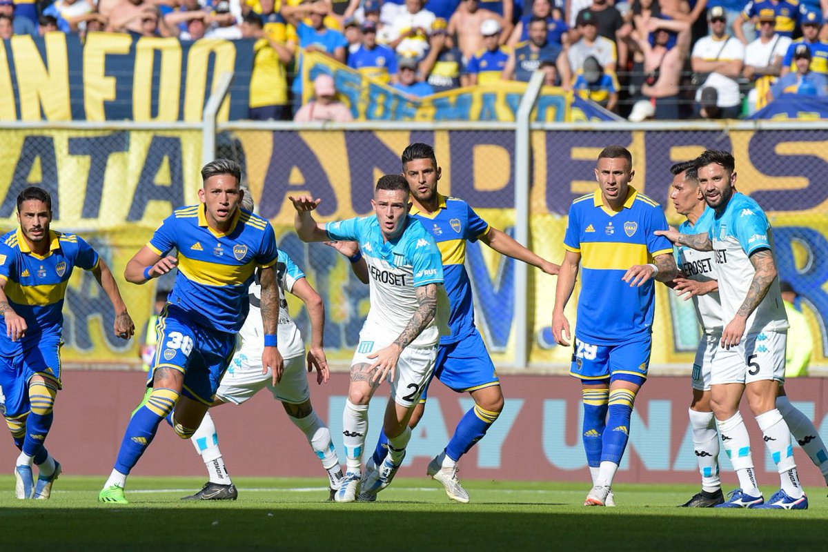 LatinTribun's tweet photo. ⚔️ Arjantin #LaSupercopa mücadelesinde Boca Juniors ile Racing Club, 20 Ocak’ta Abu Dhabi’deki Hazza Bin Zayed stadında karşı karşıya gelecek.

#SupercopaArgentina https://t.co/XVb5R1aURo