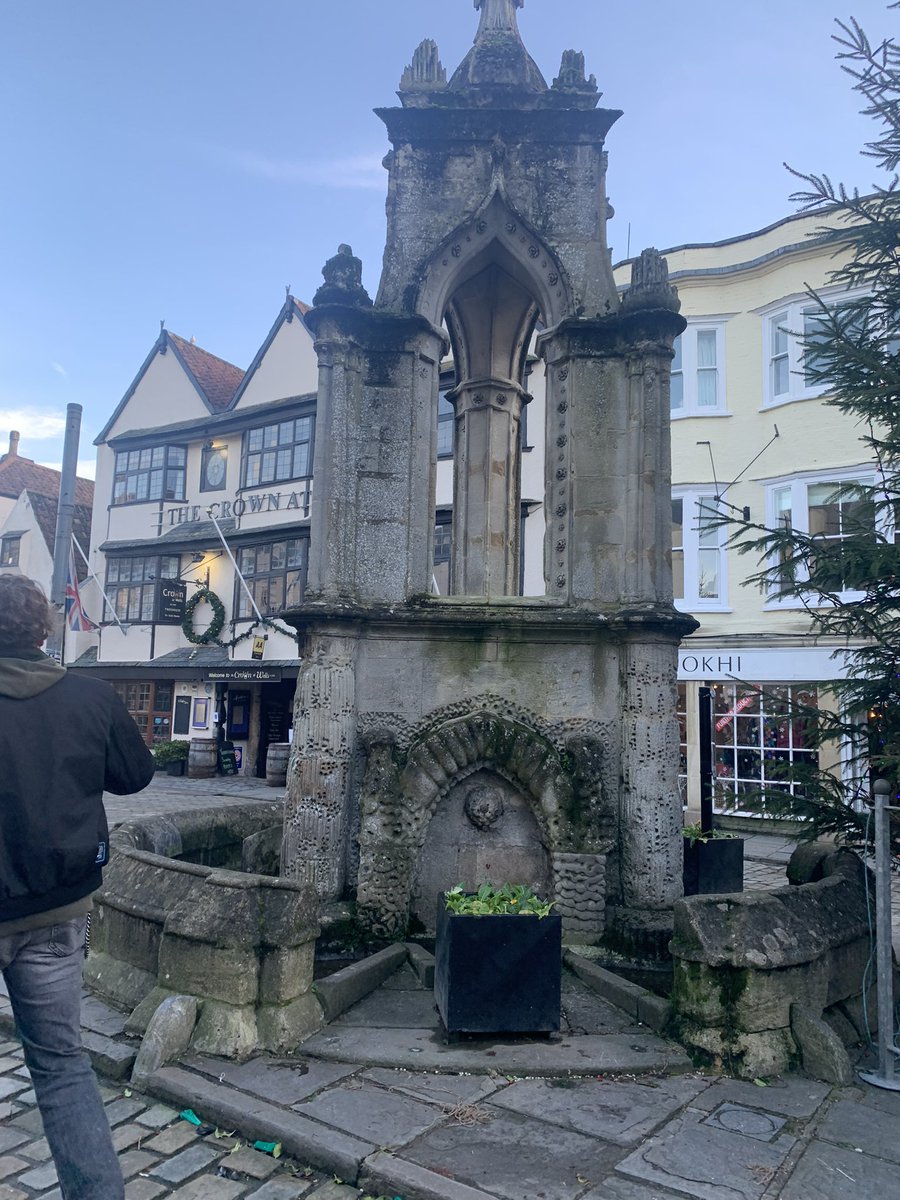 Steffie85's tweet photo. @simonpegg had a wander around Wells today and instantly recognised these places! #yarp #alrightmylove https://t.co/oJzsoGSxWx