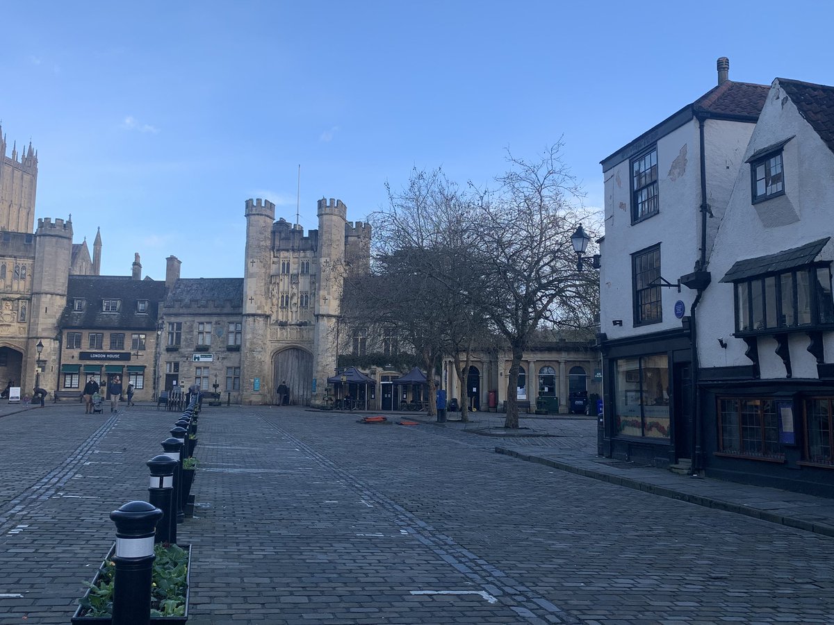 Steffie85's tweet photo. @simonpegg had a wander around Wells today and instantly recognised these places! #yarp #alrightmylove https://t.co/oJzsoGSxWx
