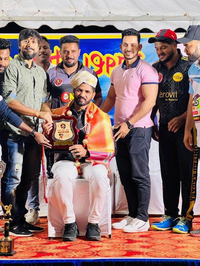 Participated as guest with Social activist, Actor Chetan Ahimsa and others were present at the valedictory function of the two-day Flood light Cricket Cricket Tournament' in Bengaluru.