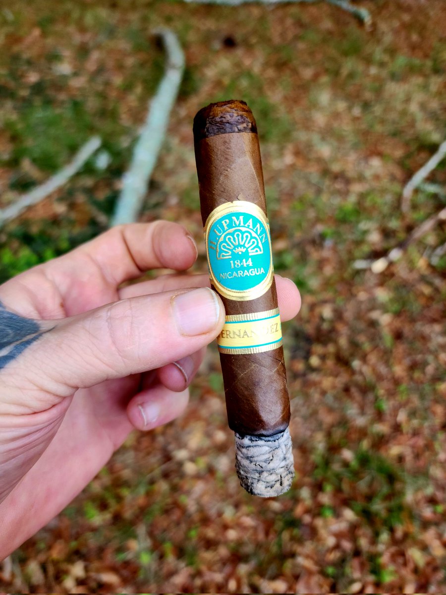 bdiggins76's tweet image. Starting the day with another one of my regular go-to #cigars #hupmann #ajfernandez #Nicaragua #tobacco