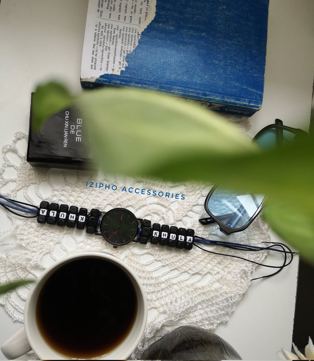 IziphoA's tweet photo. People love sentimental and unique gifts. What more sentimental than a personalized gift🤔❤️
#AskPappas #DJSBU #iziphoaccessories #rain black coffee https://t.co/yT3aQqCLRZ