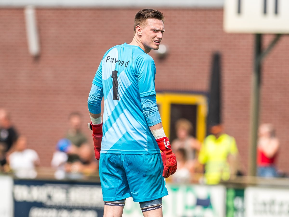 oost_sport's tweet photo. Transferproat amateurvoetbal: Doelman Maats verruilt Staphorst voor HHC Hardenberg https://t.co/0aln1YyWlg #rtvoost https://t.co/IwiwyeeWAc