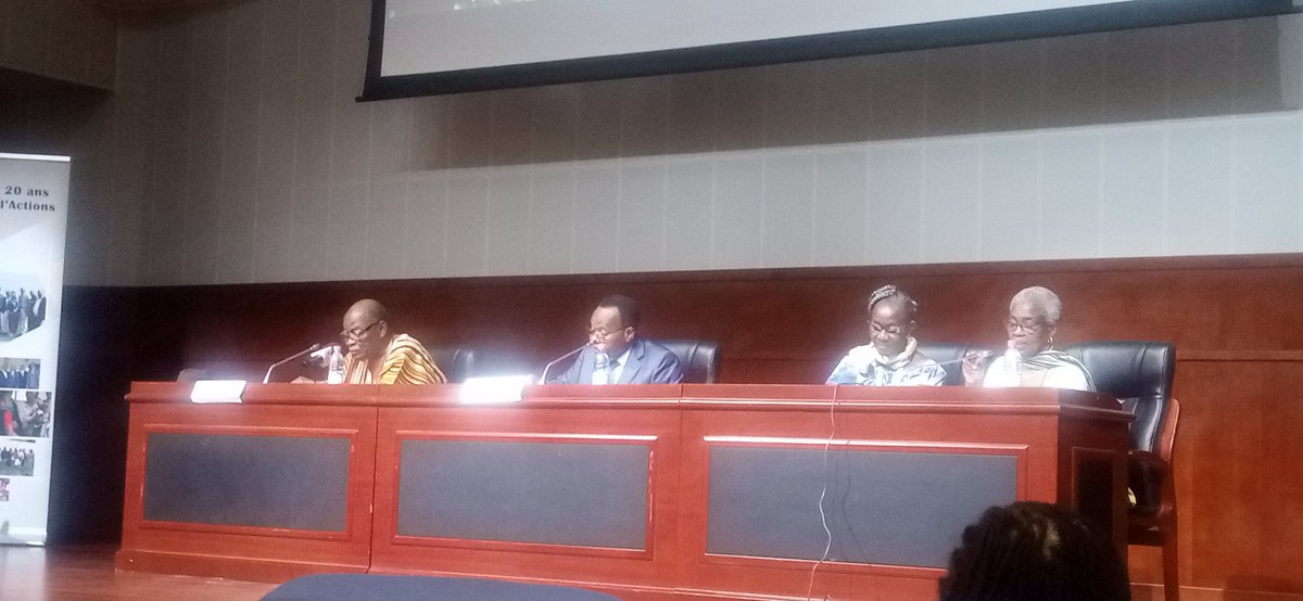 Citoyen229's tweet image. «A la veille des #Legislatives2019, le @CBF_Diaspora semble rappeler aux partis politiques qu'aucun d'entre eux n'a pris en compte la diaspora béninoise» Noureini Tidjani-Serpos, ancien directeur adjoint de @UNESCO_fr #CBF25 #Citoyen229 #CFMPDF  @AAgbenonciMAEC #wasexo @gouvbenin