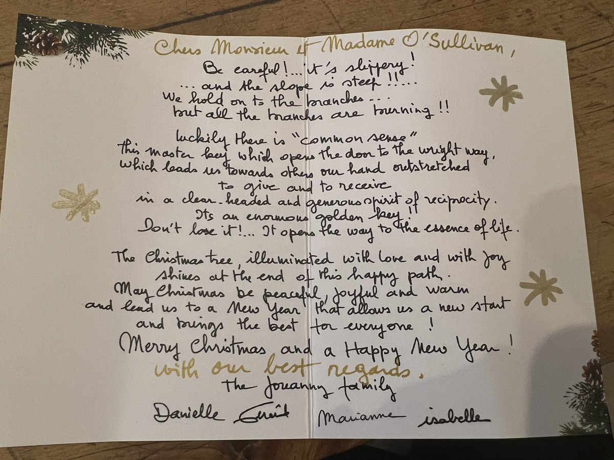 LucindasIreland's tweet photo. Had a few lovely visits to @Ti_al_Lannec with Monsieur O’Sullivan, where we met a barman who’d worked in Cork. Hope to return in 2023 but, sadly, sans Monsieur- how he would have loved it again 🥲 #christmascard22 #Treburden #France https://t.co/NPBj3HMfsZ