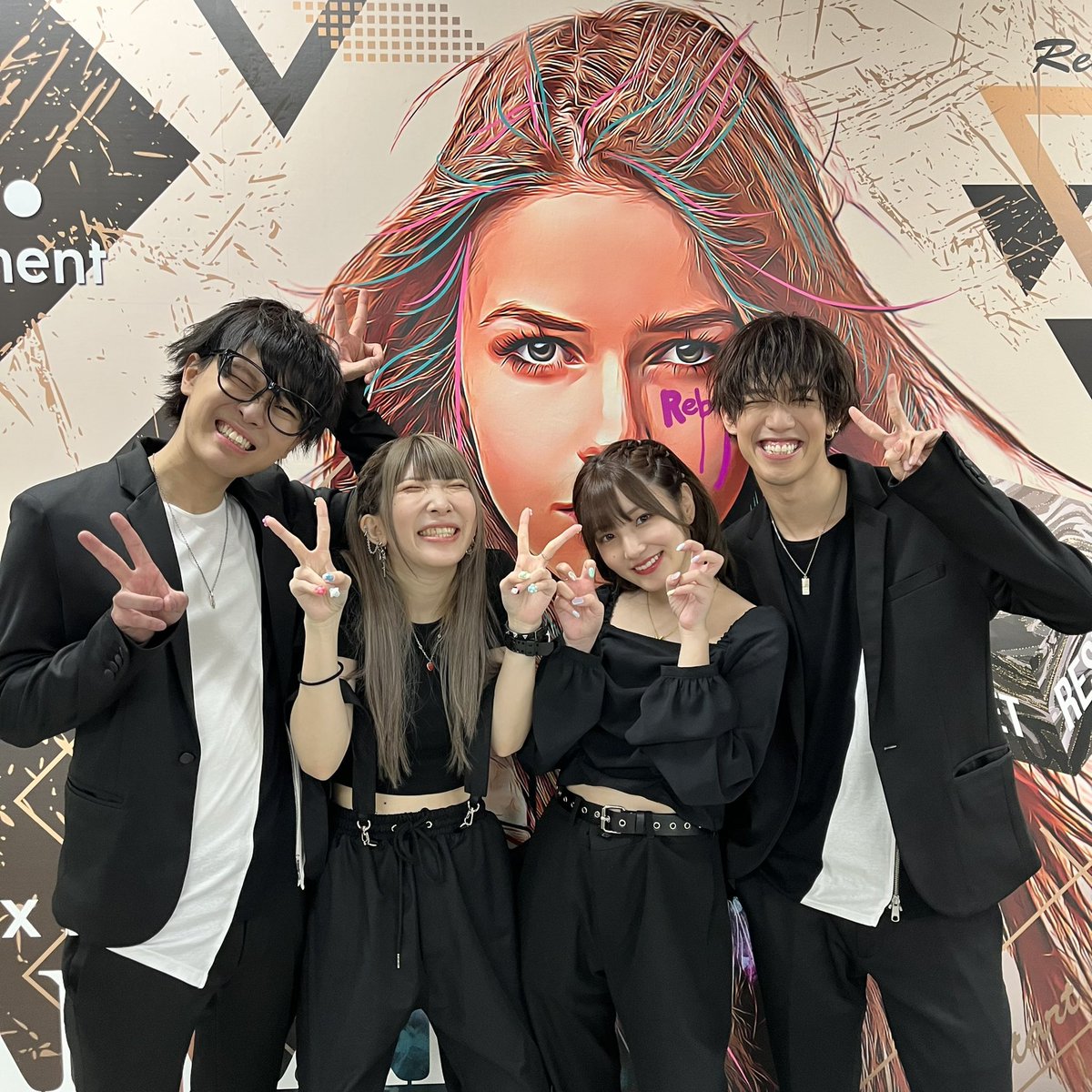 ___com99's tweet photo. スカイピース500万人がんばれー！！❤️‍🔥
最高な2人✌🏻️

 #スカイピース
 #スカイピース500万人プレゼント企画 
 #行くぞ500万人 https://t.co/FOyI7MdMMe