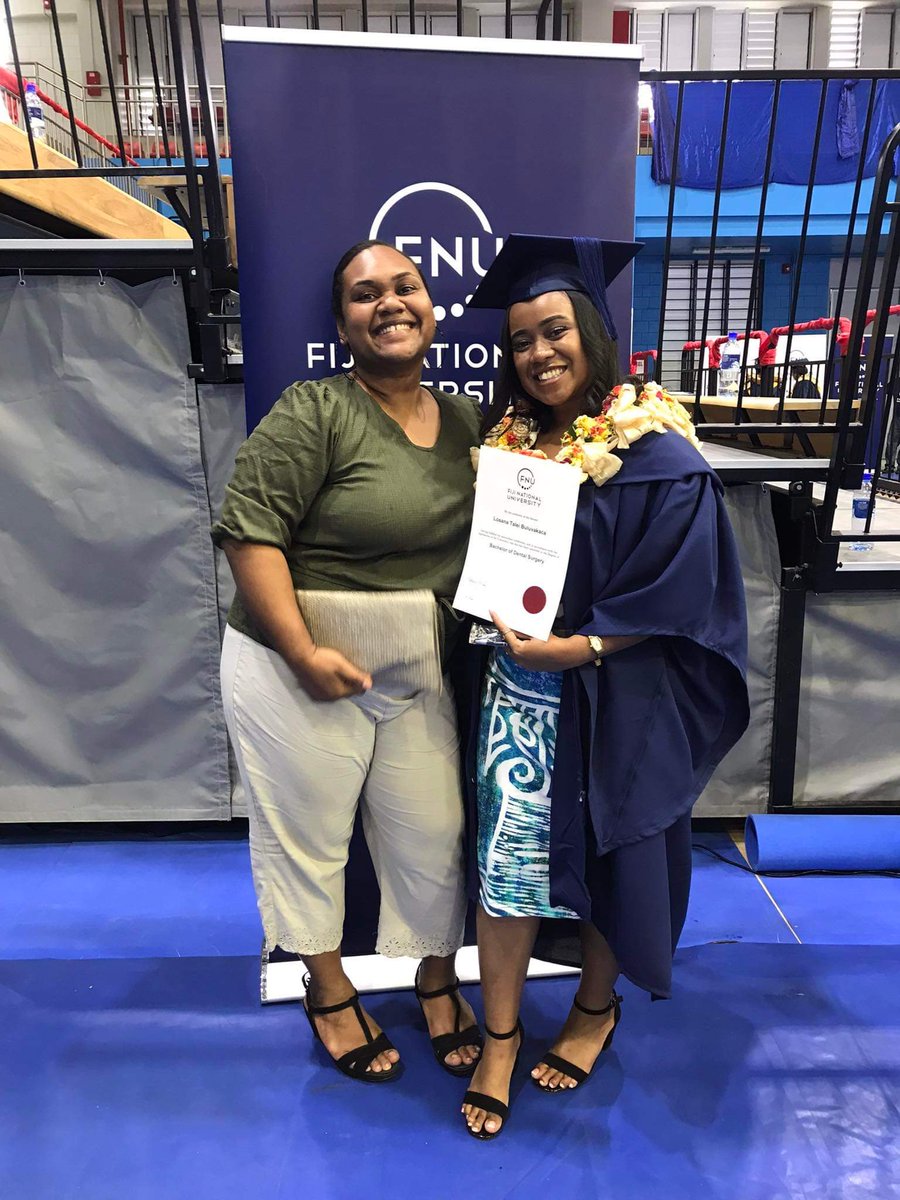 veBxoz's tweet photo. Attended my besfrans graduation in Sept. &amp; she surprised me in mine in Dec.! Watching our life plans come to life slowly is amazing &amp; I'm just in awe of God's love &amp; favor upon us both! 18 years &amp; 2 med degrees later 🍾 😊 Forevermore to go with @____leighton ! 
#bestfriendgoals https://t.co/tZDEOSYV8K