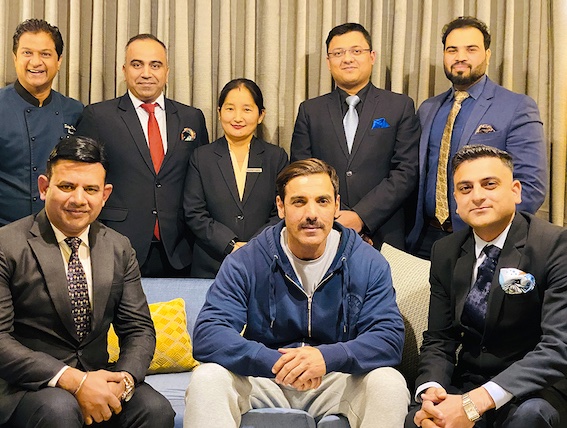 VenetiaSarll's tweet photo. Here's today's post, rafties, ENJOY!! And how nice to see @Hussain62506224 back again! 🤗💖
https://t.co/bjngWnezsS
@TheJohnAbraham #Pathaan #TheDiplomat #IMeAurMain #RaftieCreativity #TaraVsBilalOnNetflix
I'll blog again on SATURDAY. Stay safe, all! 🙏😊 https://t.co/ihVA4ELTXK