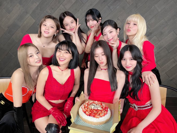 DFESTA 大阪 サナ 誕生日 12/29 トレカ TWICE | saintebernadette.re