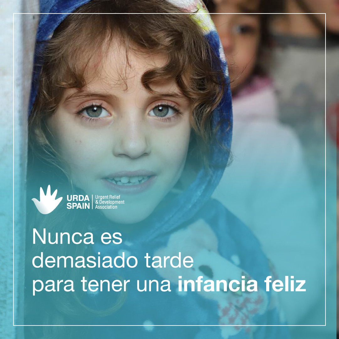 El desarrollo social y emocional positivo durante la infancia de los niños es un pilar esencial para el desarrollo y aprendizaje. ¿Nos ayudas a garantizar a las niñas y niños refugiados una infancia digna? #infancia #niñosrefugiados #niñosyniñasfelices