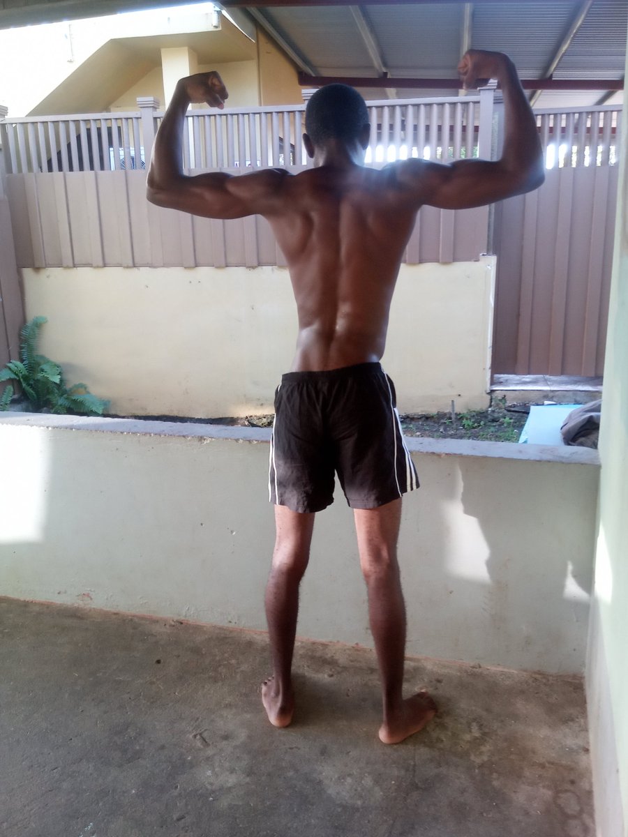 NunezShakim's tweet photo. Took a couple of days off but now am back at it again #gymmotivation  #bodybuilder https://t.co/EqB0tyi4ny