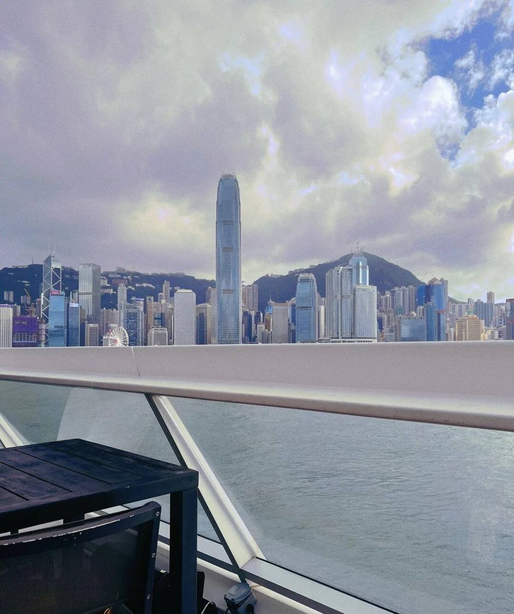 lixin9898's tweet photo. eat lunch, bask in the sun, https://t.co/YBxQV4YHgA