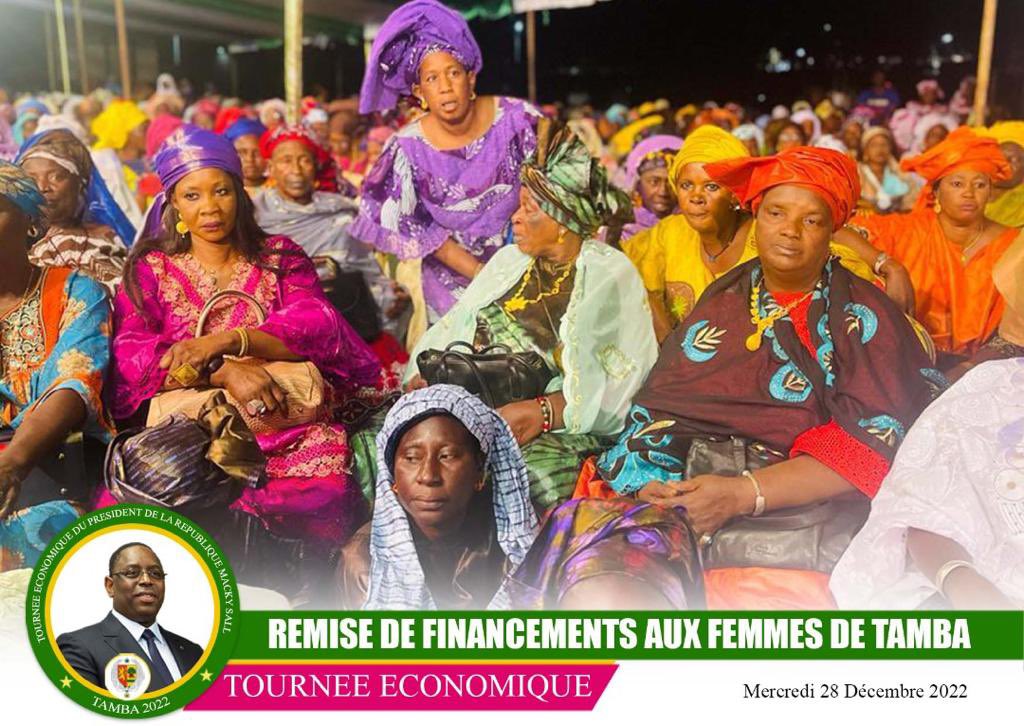 hadjafa21's tweet photo. Accès au crédit des femmes pour leur autonomisation : 100 Organisations féminines de Tambacounda ont bénéficié  d’un financement de 111 974 948 FCFA, 64 millions pour 4 unités de production et d’un important lot de matériel d'allégement.#Presidence #MFFPE #entreprenariatfeminin https://t.co/3WrirIF8Cx