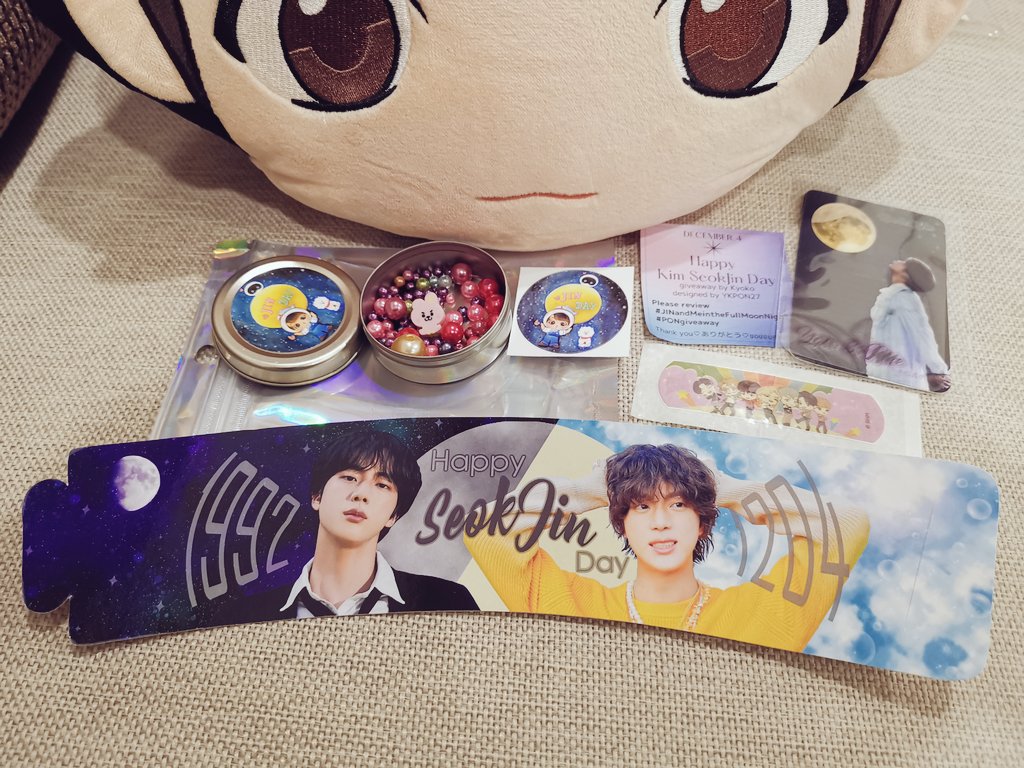 FairyChayu's tweet photo. Thank you Kyoko san for the giveaway, and special designed by @ykpon27 naka🌙🪐 🥰
#PONgiveaway
#JINandMEintheFullMoonNight #InFullBloomWithJin https://t.co/GugoTy6O8V