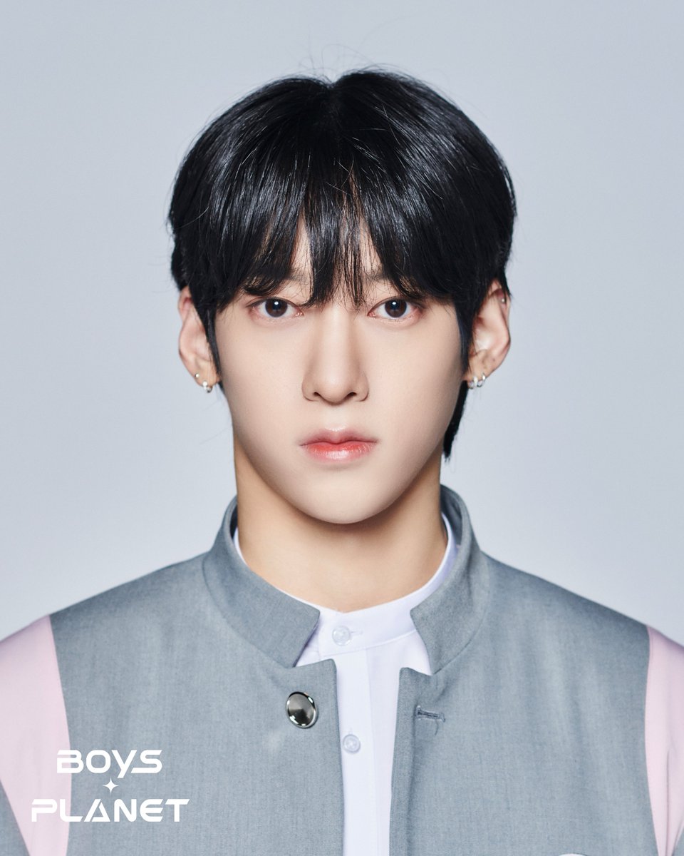 _mnetplanet's tweet photo. 나캠든 NA KAMDEN I G그룹
빛나는 연습생을 소개합니다 ✨

소년들의 더 많은 정보를 알고 싶다면? 
▶프로필 링크를 확인하세요!

2023. 02. 02 (Thu) 8PM (KST) 첫방송

#boysplanet #보이즈플래닛 #NAKAMDEN #나캠든 #Mnet https://t.co/A1UE96hQF7