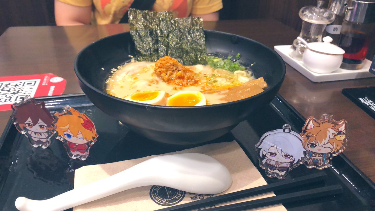 shibabunn's tweet photo. ดูอวาตารมา น่ำสวยมากข่า เรนเดอร์แสงสวยมาก คอมโพสดี เหมือนได้ดูสารคดีสัตว์น้ำ🥺✨ เนื้อเรื่องก็ ก็หนังครอบครัวอะ ก้โอเค.. แบบไปดูวิถีชีวิตชาวนาวี

ทรมานตรง
.
.
.
สำลักป้อบคอร์นแล้วต้องกลั้นไอไว้เดวคนข้างๆคิดว่าฉันเป็นโควิด

#gawgenshin #tartali #ayatorou ลูกน่ารักต้องไม่ลืมติดแทค- https://t.co/8iUXr64p9r